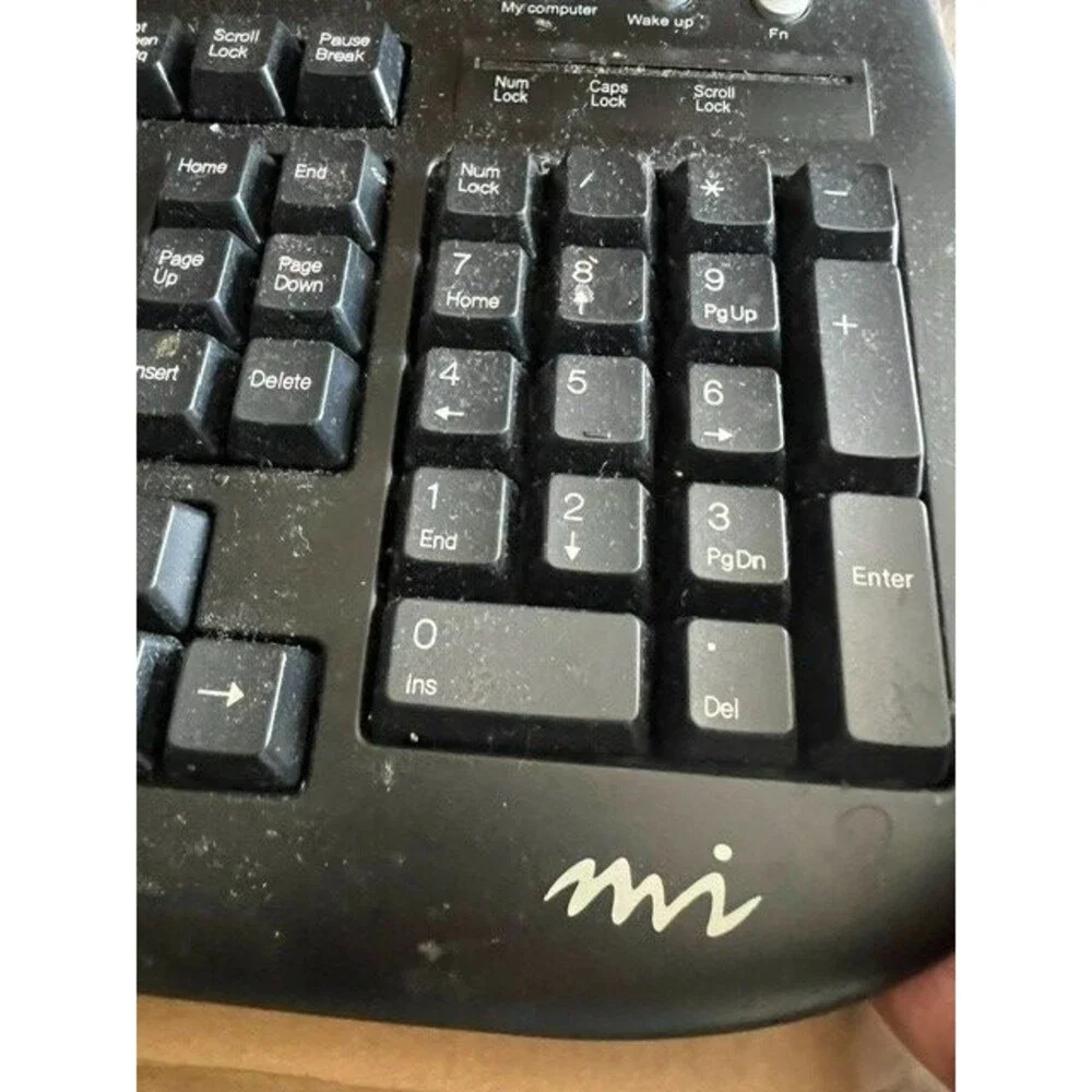 Micro Innovations Internet Elite Keyboard KB565BL Spill Resistant
